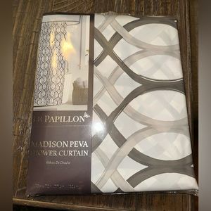 LE PAPILLON Peva shower curtain